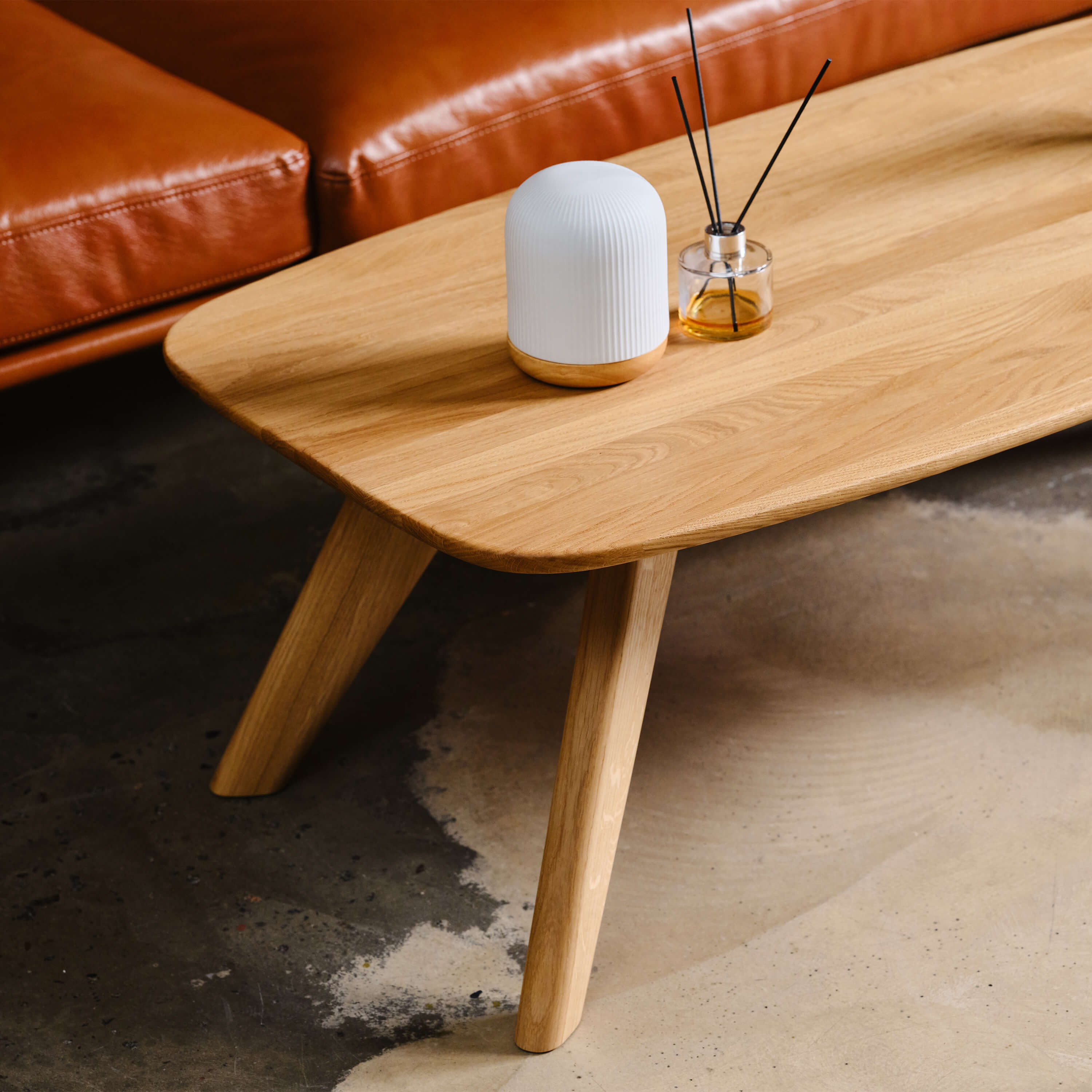 THE ARTEMIS - coffee table