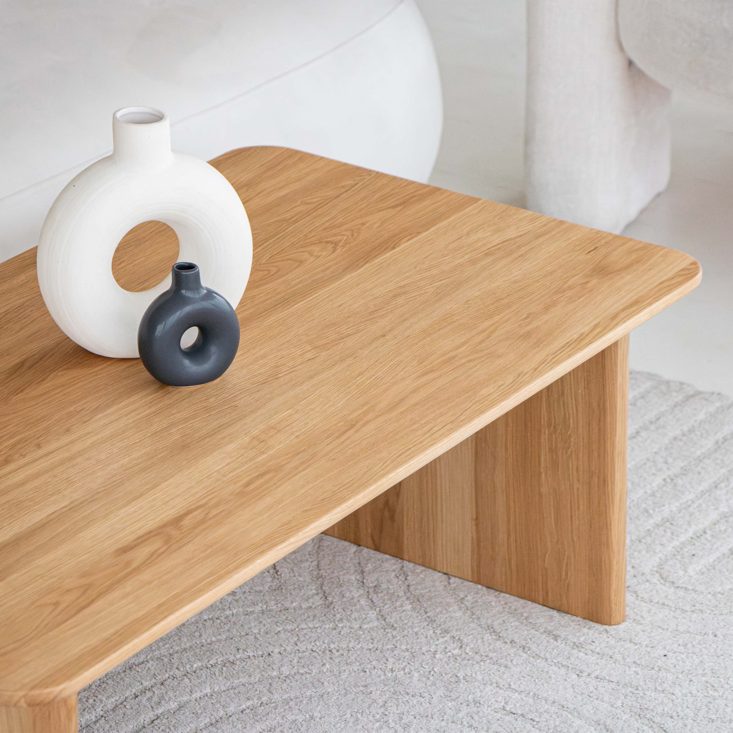 THE NOTIS - coffee table