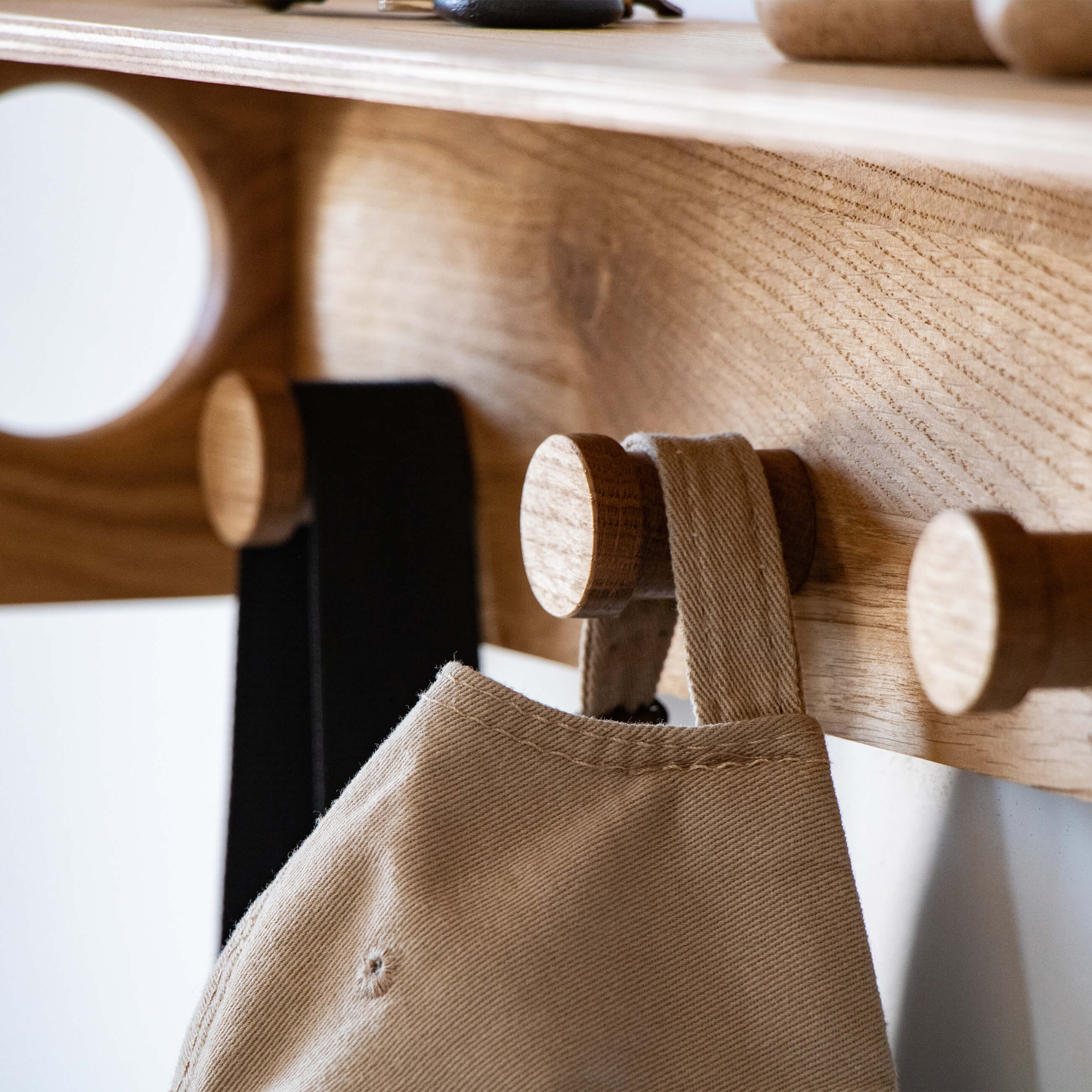 THE POLLY - wall hanger